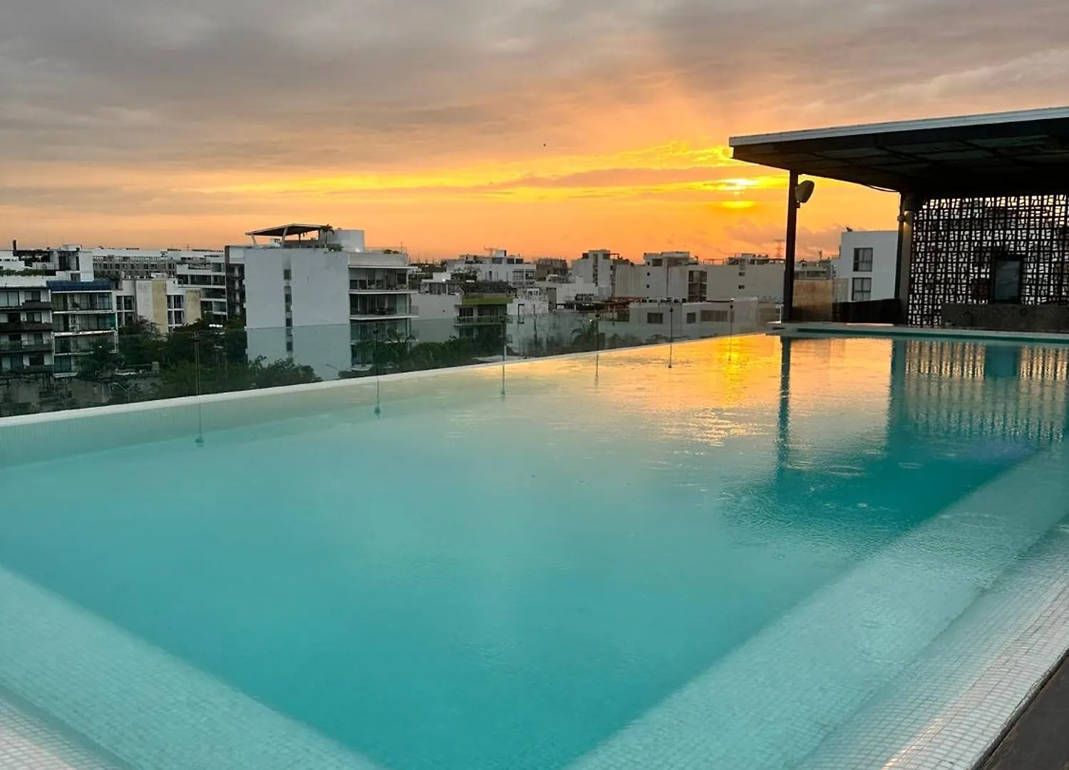 Appartamento Departamento 5Th Av - Cerca De La Playa & Rooftop Pool Playa del Carmen